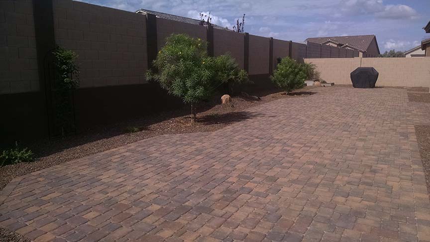 How much does a backyard landscape cost in Arizona ?